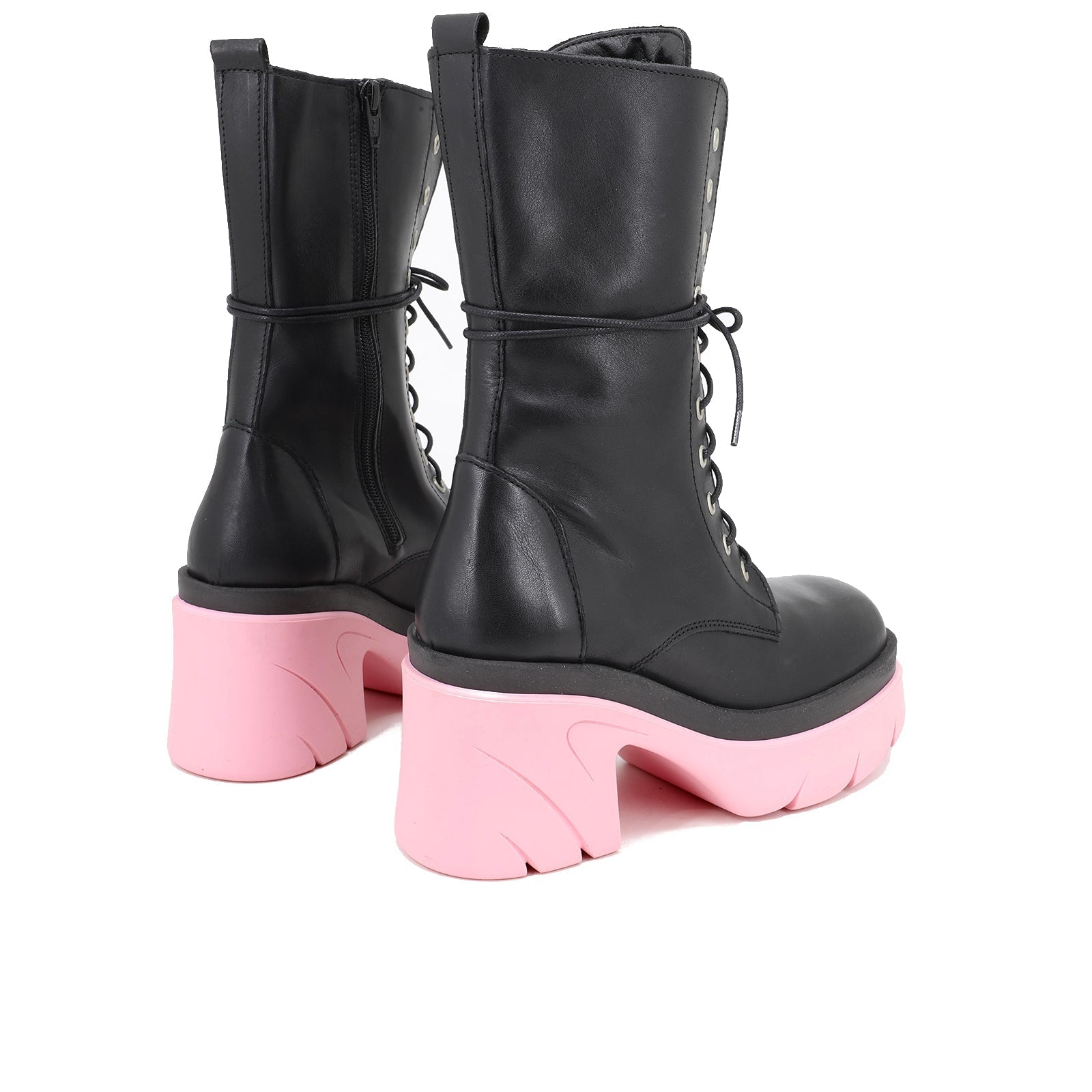 Luisa - Elegant Women's Boots with Modern Design