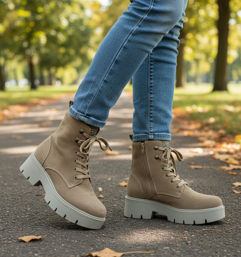 Olivia – Military-Style Ankle Boots with Rhinestones and Shiny Details