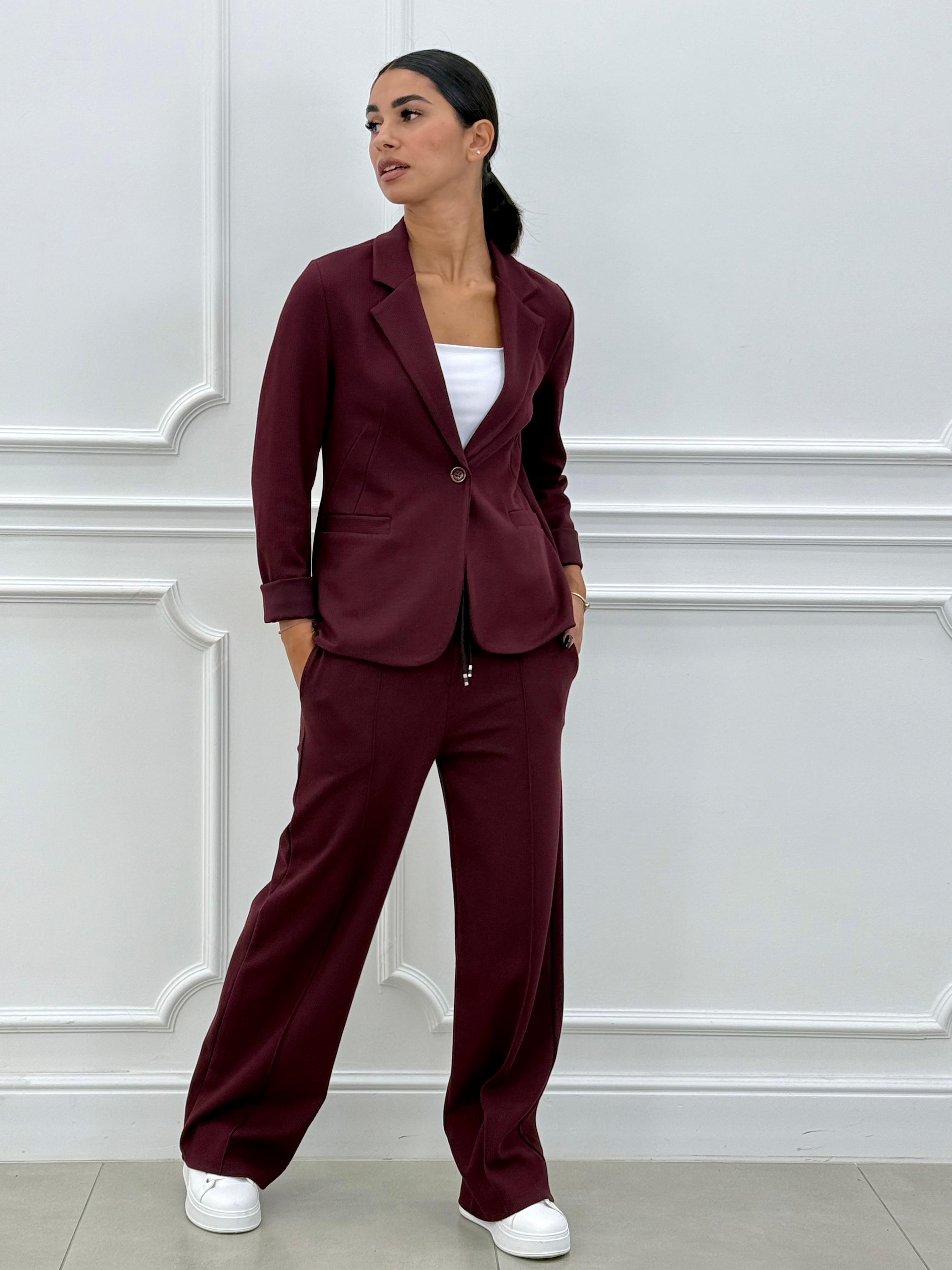 Neria - Coord-Set Ease