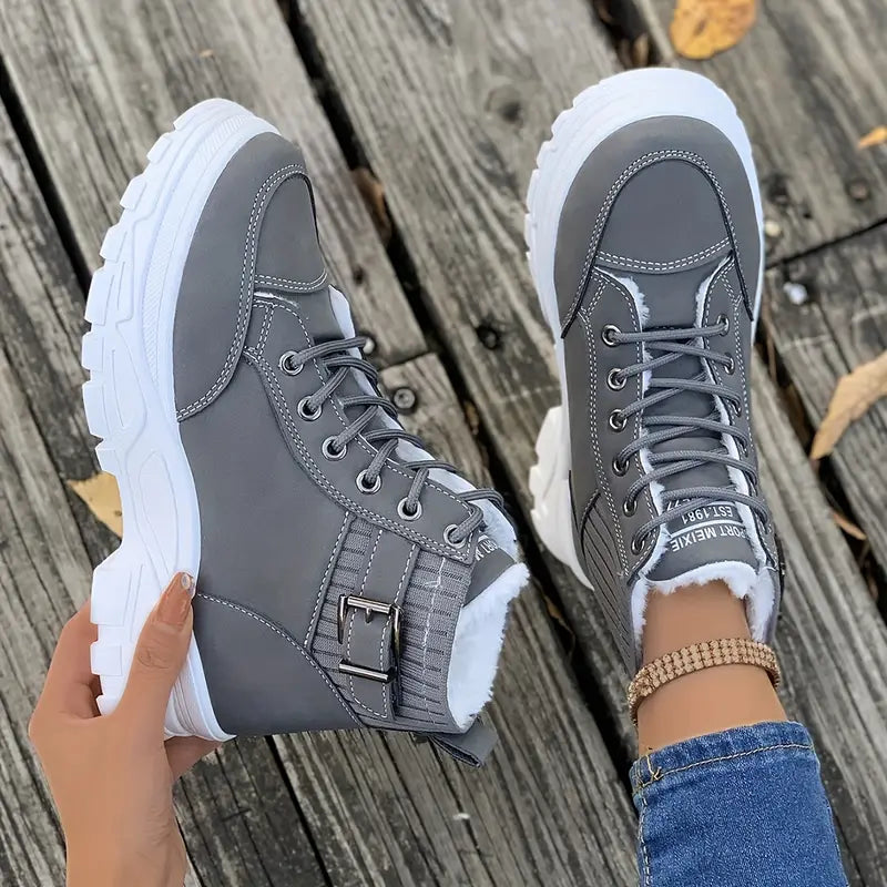 Clara – Women's Warm and Elegant Winter Boots