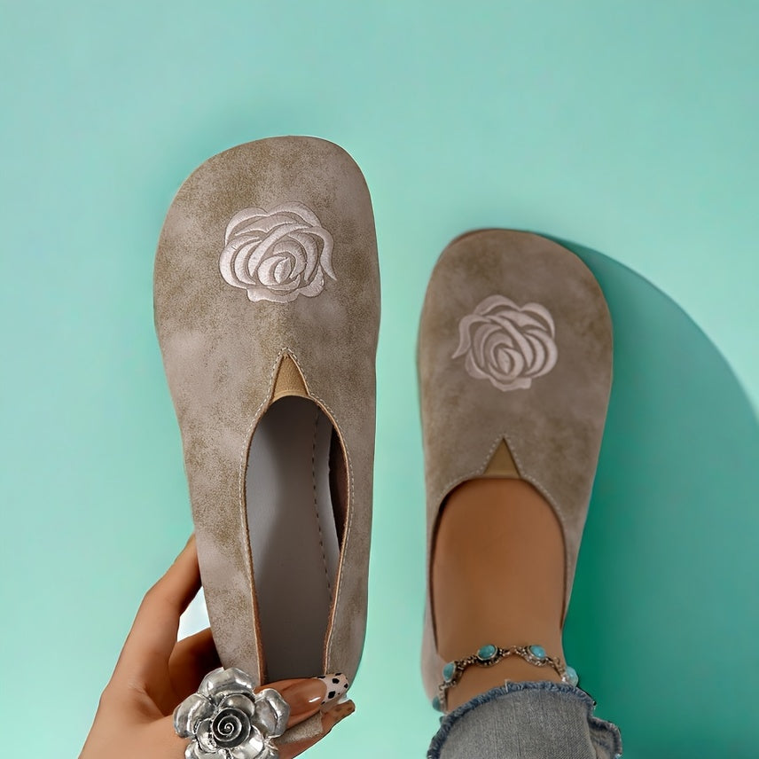 Kelly | Floral Embroidered Comfort Loafers