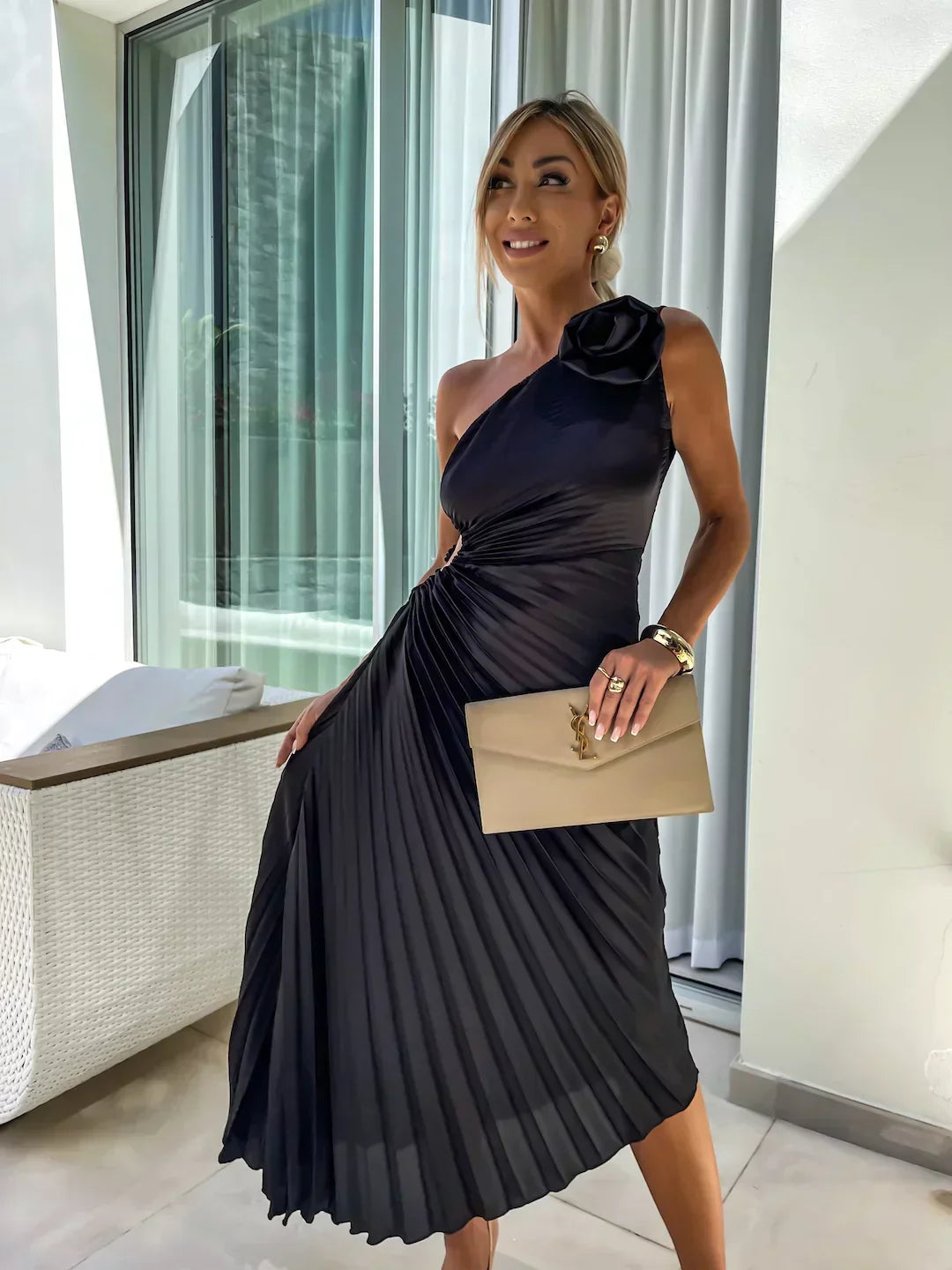 Maisie | Stylish One-Shoulder Pleated Dress