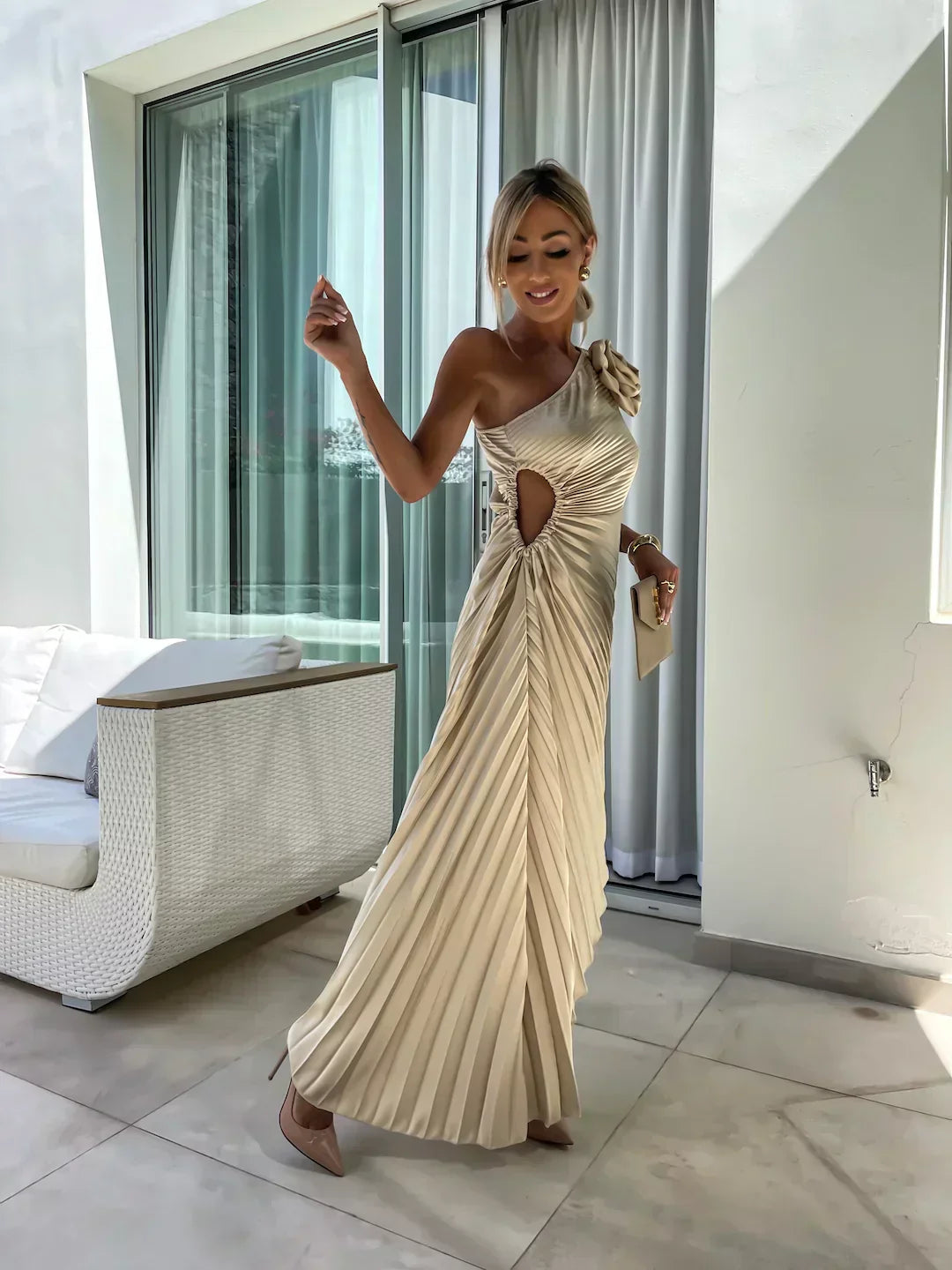 Maisie | Stylish One-Shoulder Pleated Dress